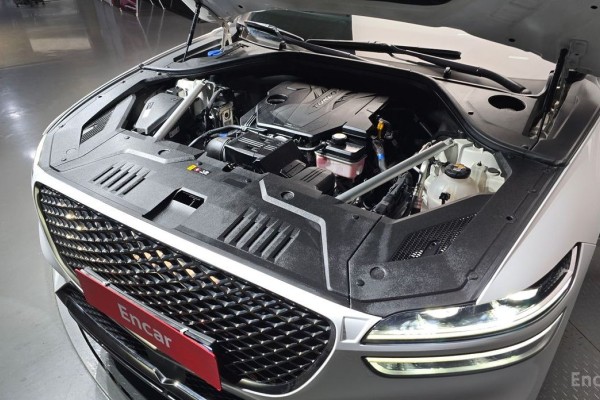 2021 Genesis GV70 с пробегом 70 577 км