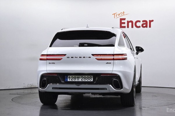 2022 Genesis GV70 с пробегом 58 003 км
