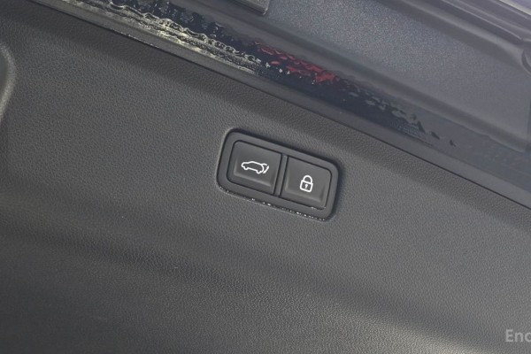 2021 Genesis GV70 с пробегом 146 256 км