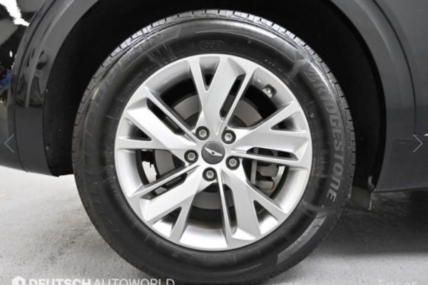 2021 Genesis GV70 с пробегом 55 662 км