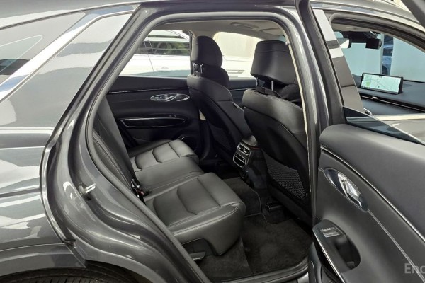 2021 Genesis GV70 с пробегом 45 407 км