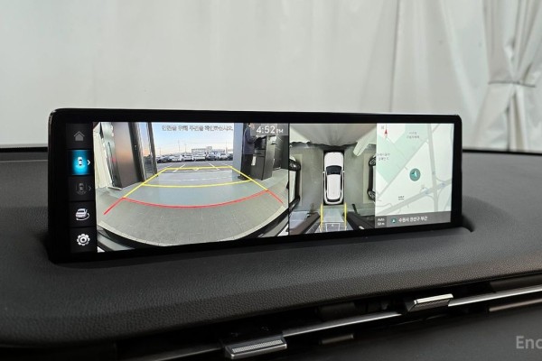 2021 Genesis GV70 с пробегом 45 407 км