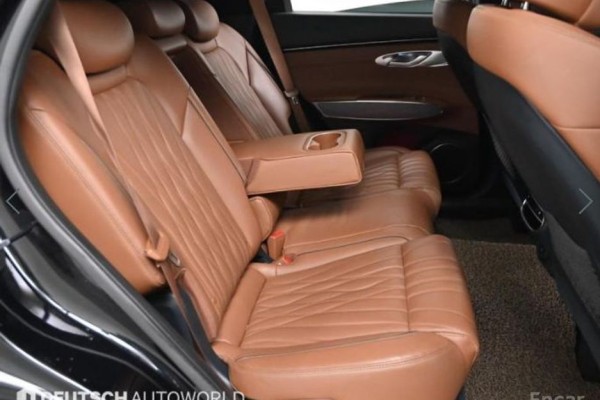 2021 Genesis GV70 с пробегом 55 662 км