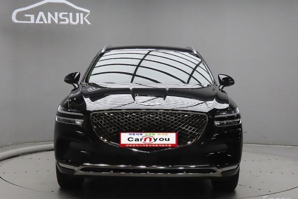 2021 Genesis GV70 с пробегом 56 292 км