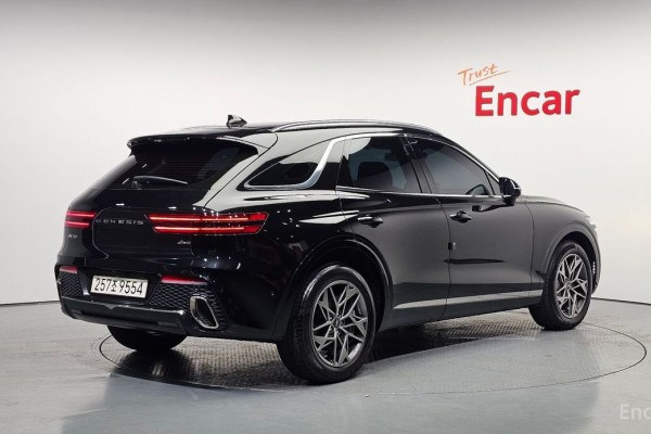 2022 Genesis GV70 с пробегом 40 751 км