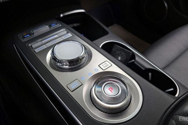 2021 Genesis GV70 с пробегом 71 272 км