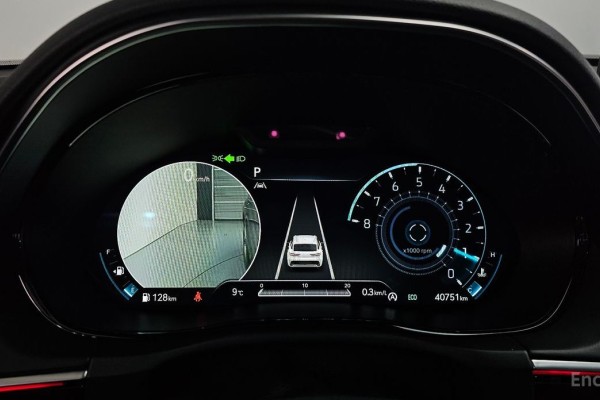 2022 Genesis GV70 с пробегом 40 751 км