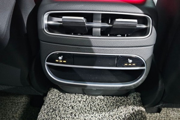 2022 Genesis GV70 с пробегом 40 751 км