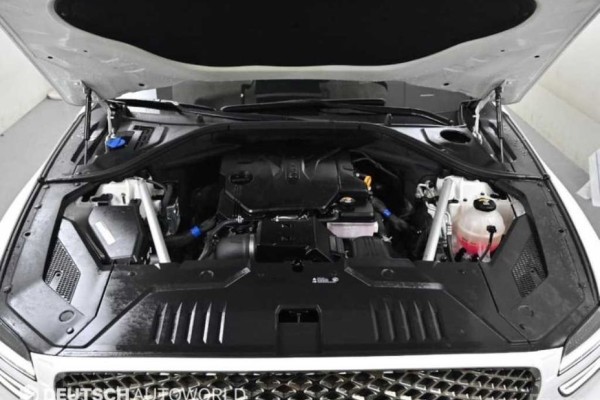 2021 Genesis GV70 с пробегом 44 738 км