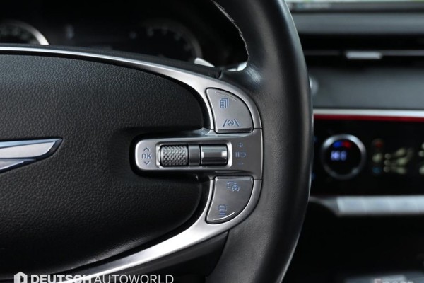 2021 Genesis GV70 с пробегом 106 846 км