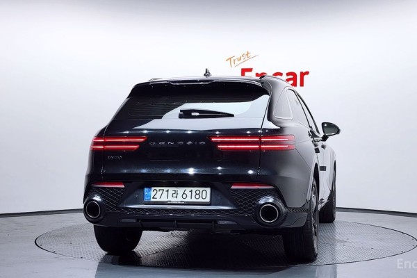 2021 Genesis GV70 с пробегом 65 144 км
