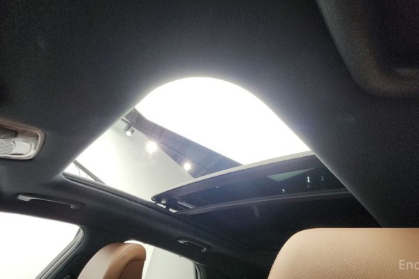 2021 Genesis GV70 с пробегом 40 465 км