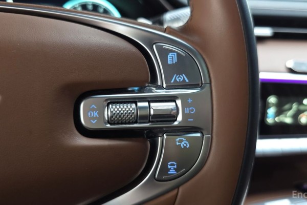 2021 Genesis GV70 с пробегом 46 152 км