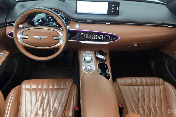 2021 Genesis GV70 с пробегом 92 922 км