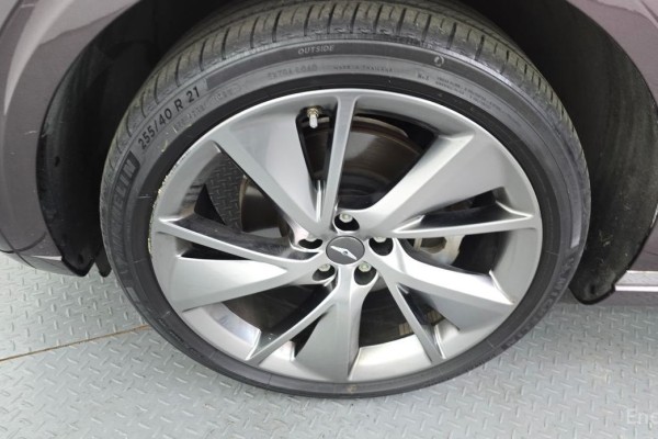 2021 Genesis GV70 с пробегом 117 650 км