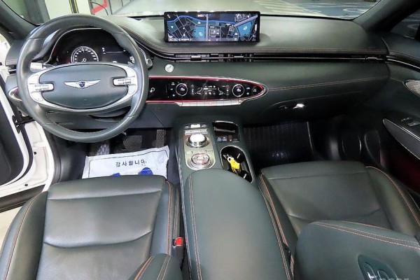 2021 Genesis GV70 с пробегом 99 263 км