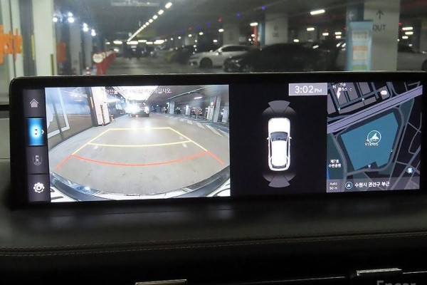 2021 Genesis GV70 с пробегом 99 263 км