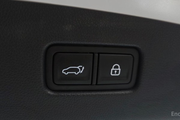 2021 Genesis GV70 с пробегом 52 649 км