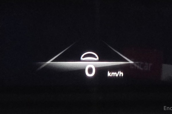 2021 Genesis GV70 с пробегом 92 922 км