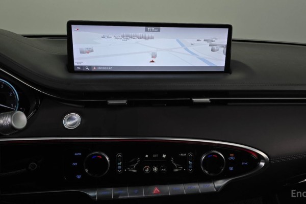 2021 Genesis GV70 с пробегом 117 650 км