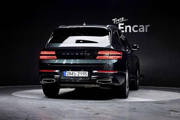 2021 Genesis GV80 с пробегом 67 626 км