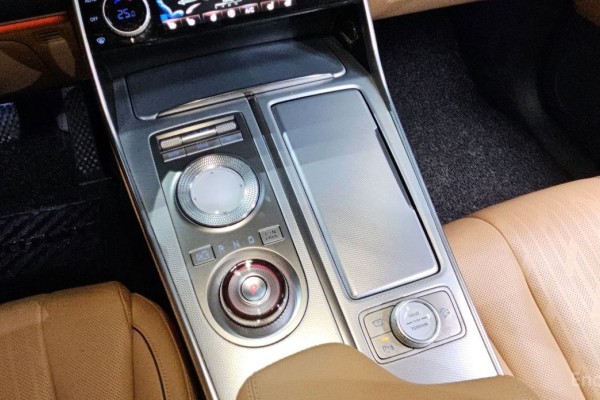 2021 Genesis GV80 с пробегом 67 626 км