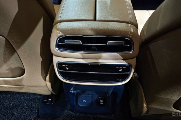 2021 Genesis GV80 с пробегом 67 626 км