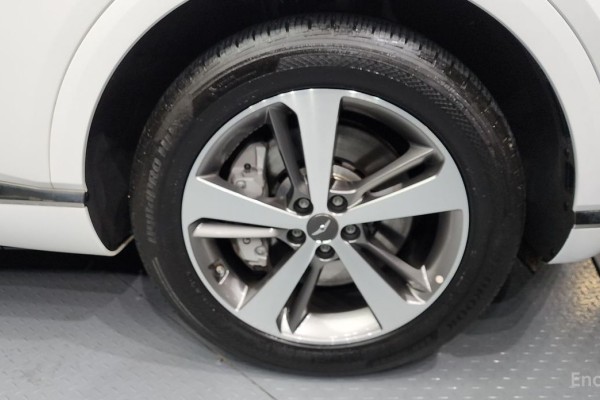 2021 Genesis GV80 с пробегом 58 714 км