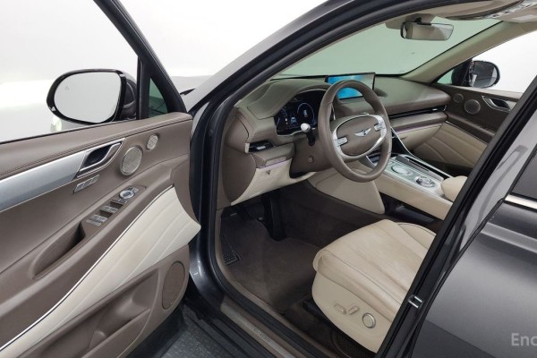 2021 Genesis GV80 с пробегом 83 520 км