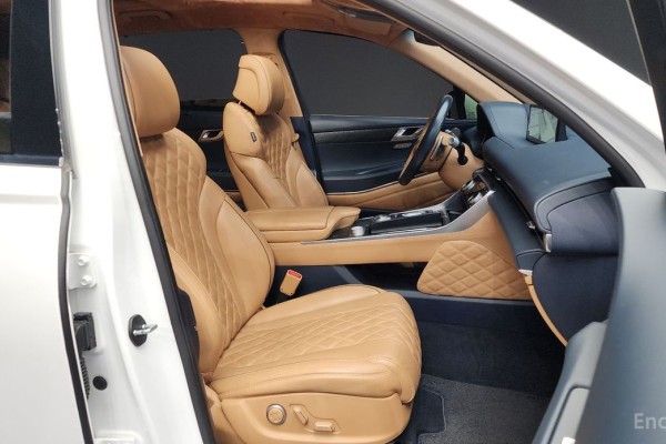 2022 Genesis GV80 с пробегом 114 416 км