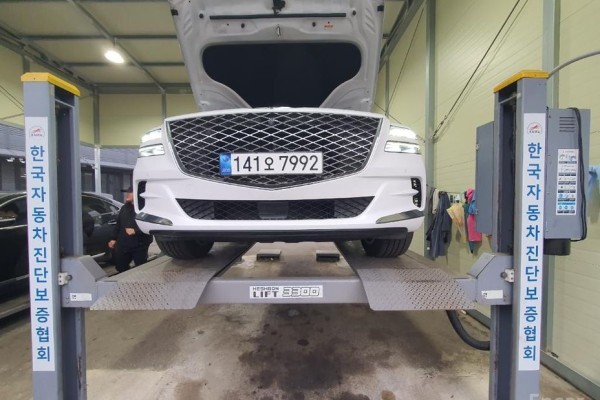 2021 Genesis GV80 с пробегом 113 967 км