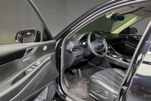 2021 Genesis GV80 с пробегом 66 604 км