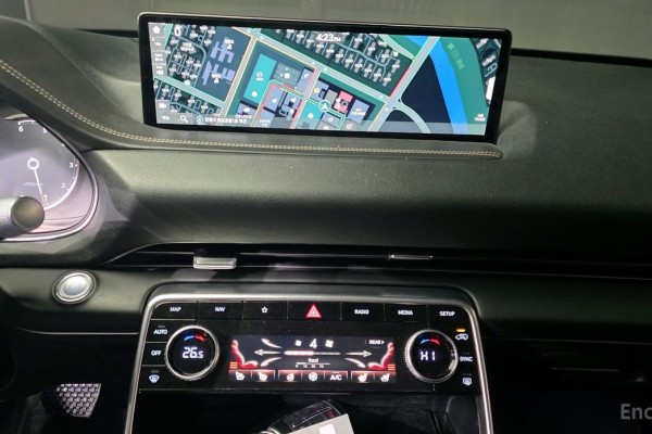 2021 Genesis GV80 с пробегом 66 604 км