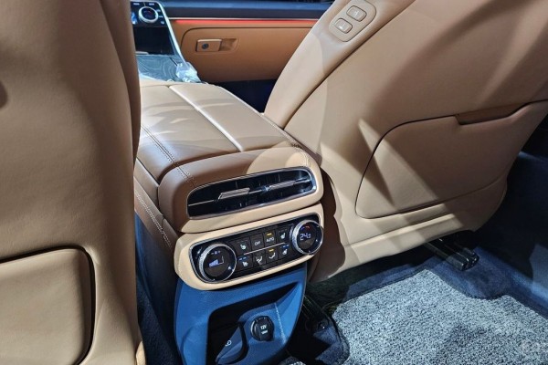 2021 Genesis GV80 с пробегом 46 485 км