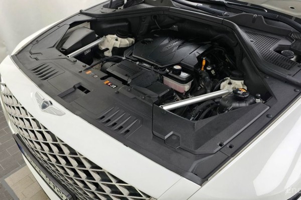 2021 Genesis GV80 с пробегом 46 731 км