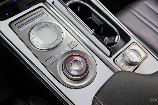 2021 Genesis GV80 с пробегом 46 731 км