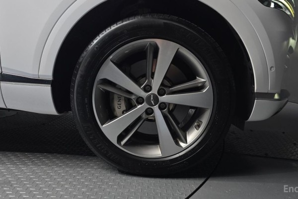 2022 Genesis GV80 с пробегом 68 754 км