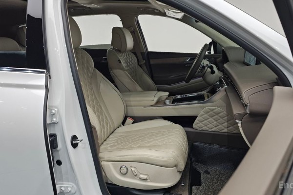 2022 Genesis GV80 с пробегом 130 686 км