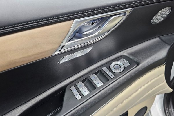 2021 Genesis GV80 с пробегом 69 685 км