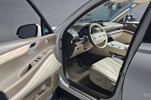 2022 Genesis GV80 с пробегом 70 791 км