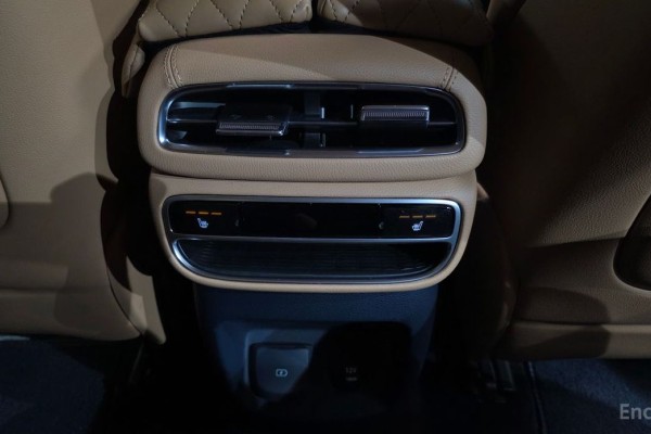 2021 Genesis GV80 с пробегом 65 505 км