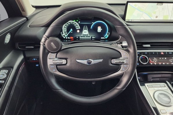 2022 Genesis GV80 с пробегом 80 404 км