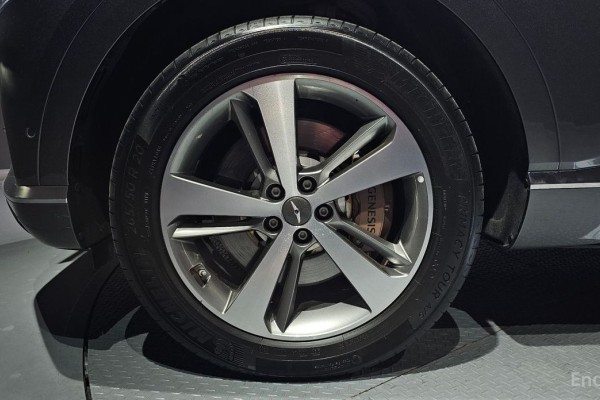 2022 Genesis GV80 с пробегом 111 699 км