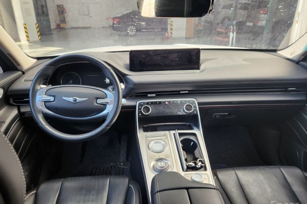 2021 Genesis GV80 с пробегом 115 857 км