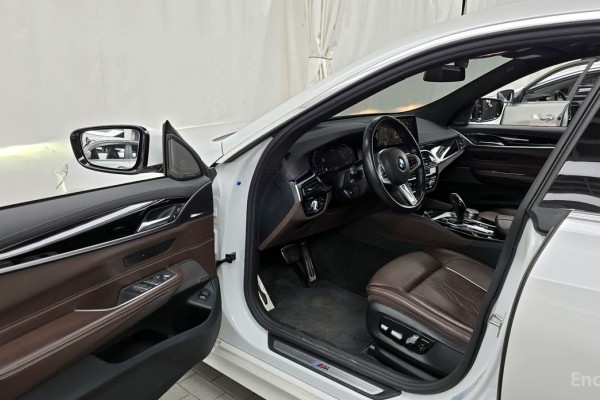 2021 BMW 6 серии с пробегом 76 738 км