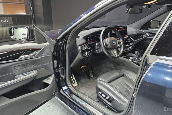 2021 BMW 6 серии с пробегом 49 624 км