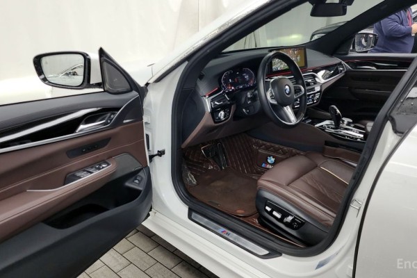 2023 BMW 6 серии с пробегом 99 890 км
