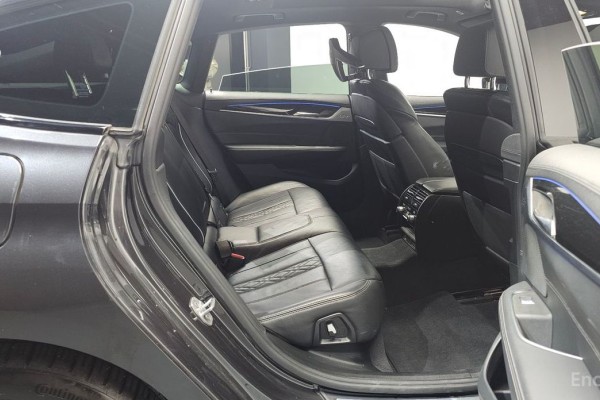 2020 BMW 6 серии с пробегом 71 613 км