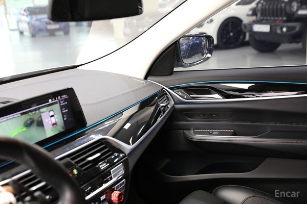 2020 BMW 6 серии с пробегом 75 406 км