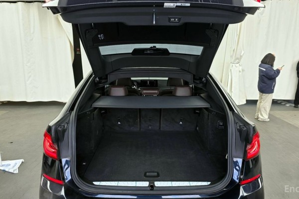 2021 BMW 6 серии с пробегом 87 838 км